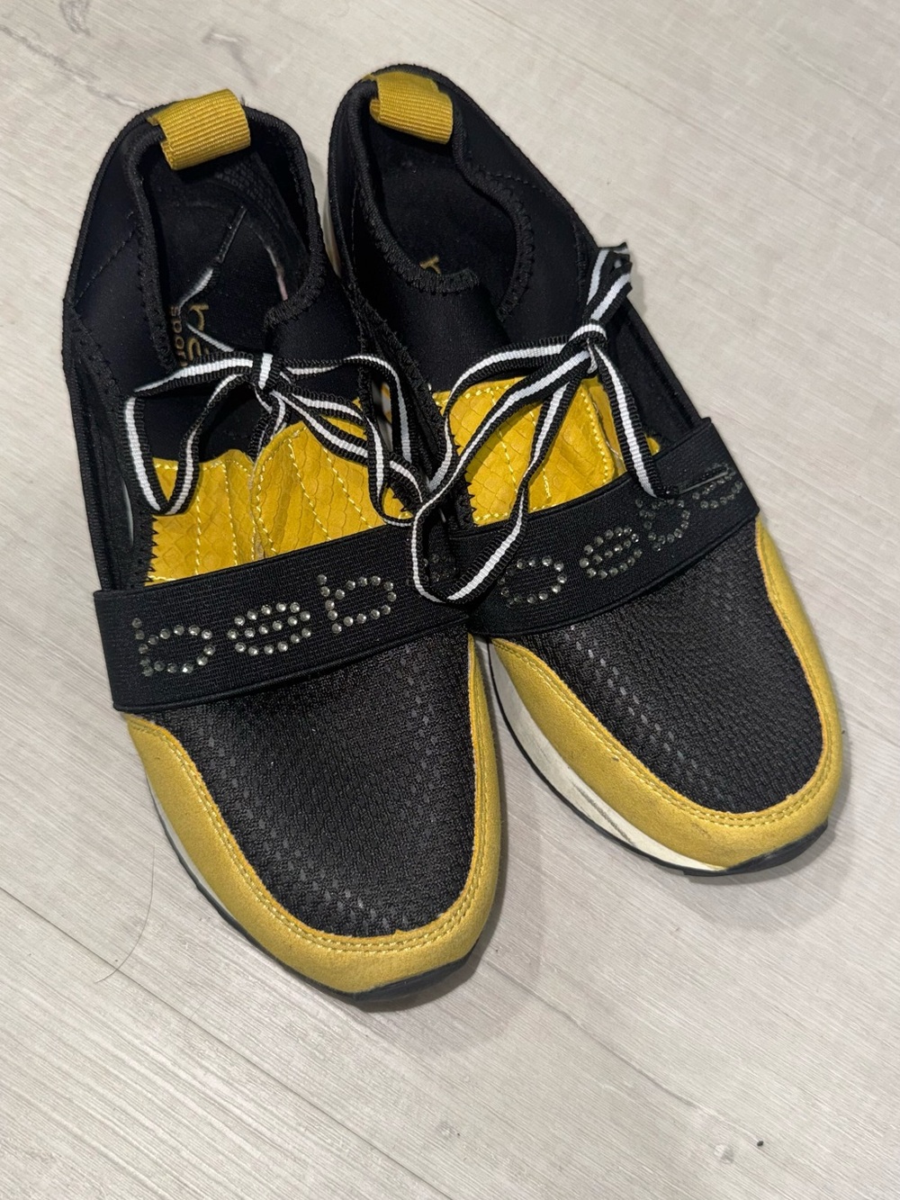 Bebe Sport Women’s Platform Sneakers Black Yellow Leopard Logo Size 6